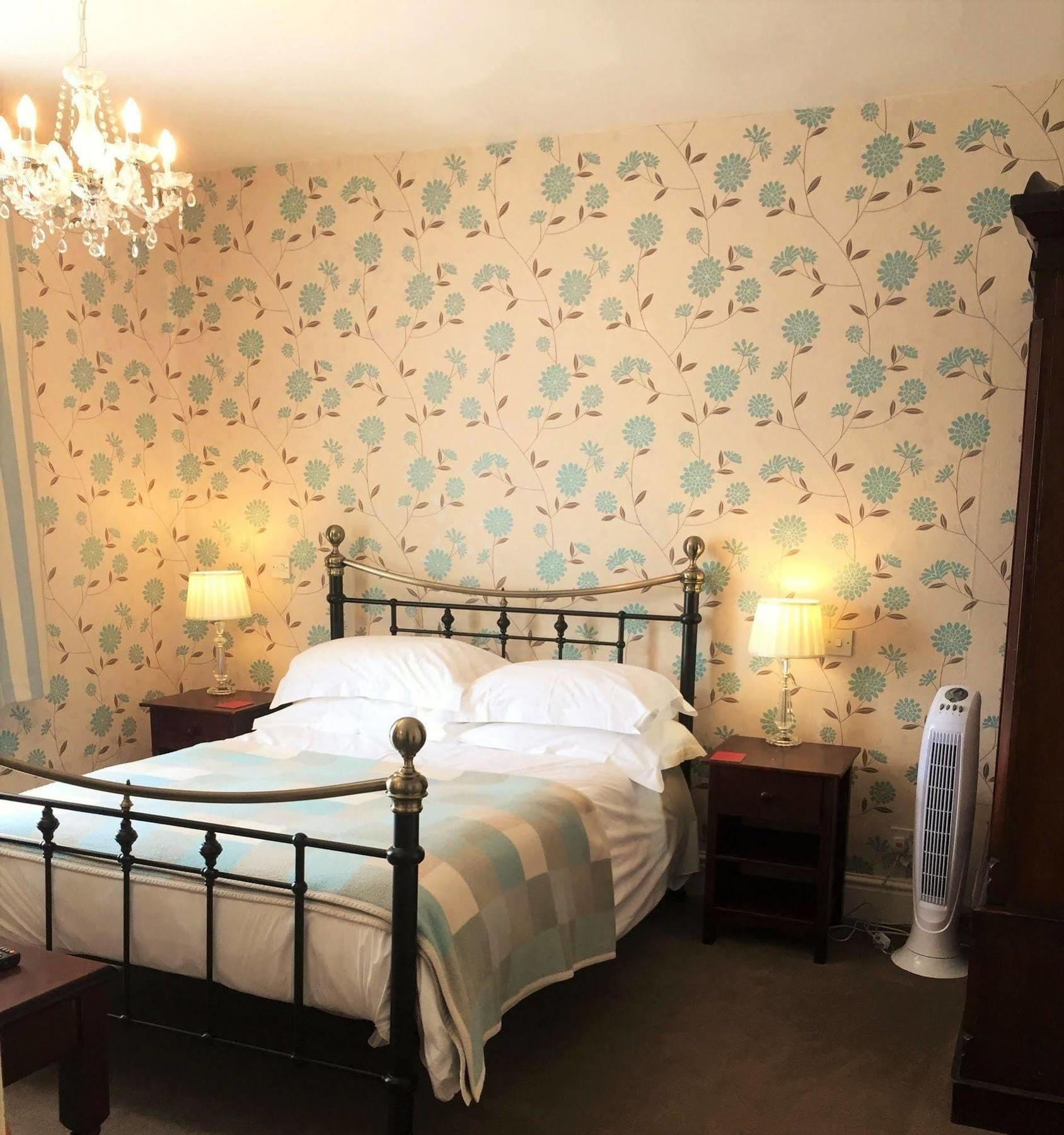 The Beaumont Accommodation Лаут Екстер'єр фото