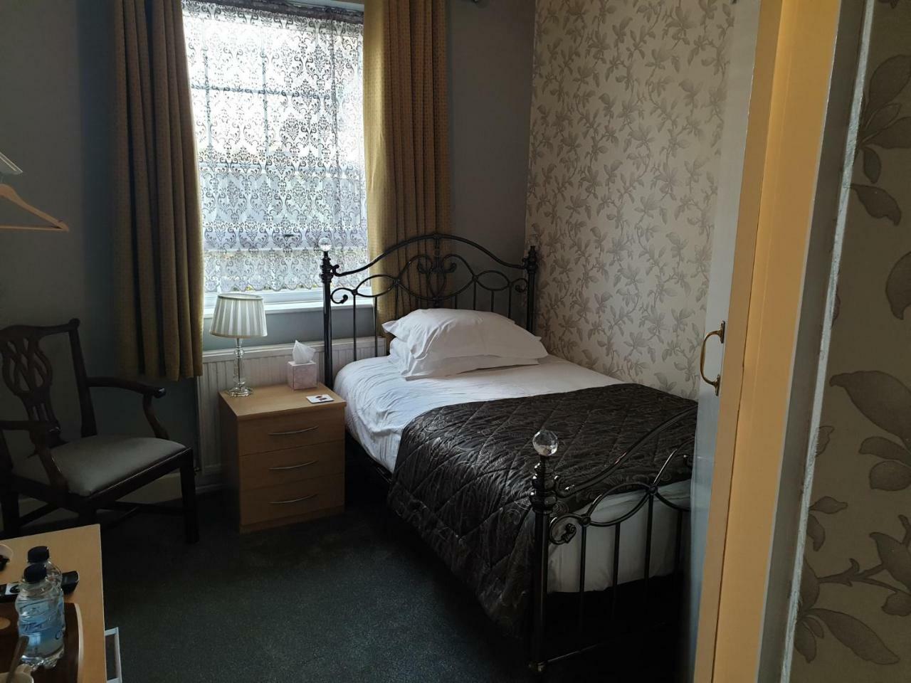 The Beaumont Accommodation Лаут Екстер'єр фото